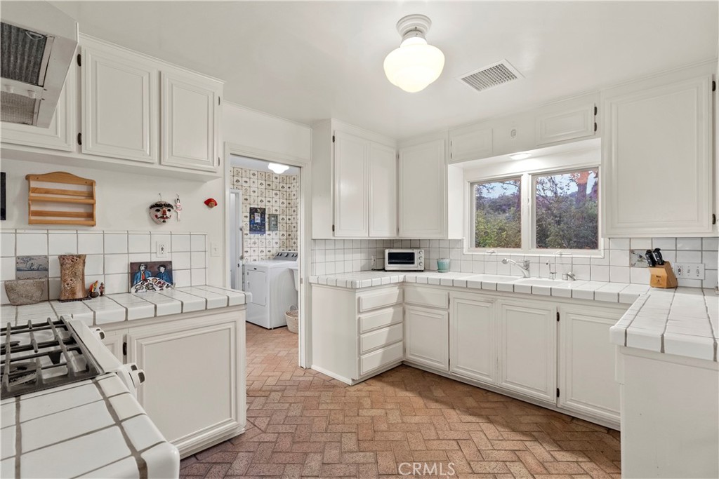 MLS #SR25269067 image #16