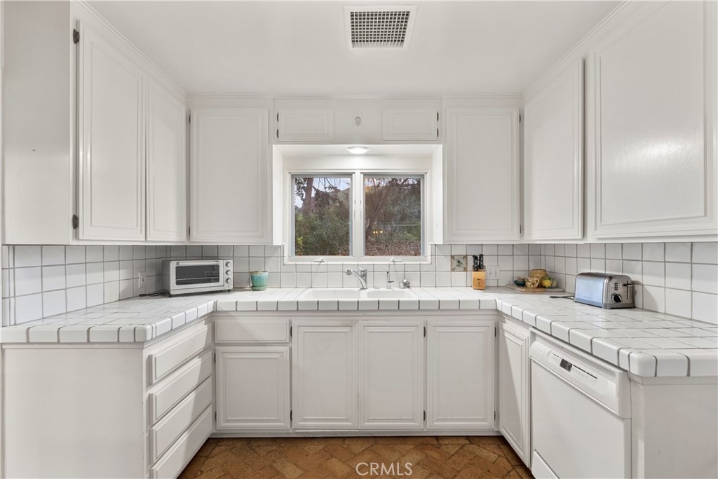 MLS #SR25269067 image #18