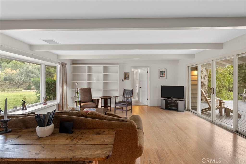 MLS #SR25269067 image #3