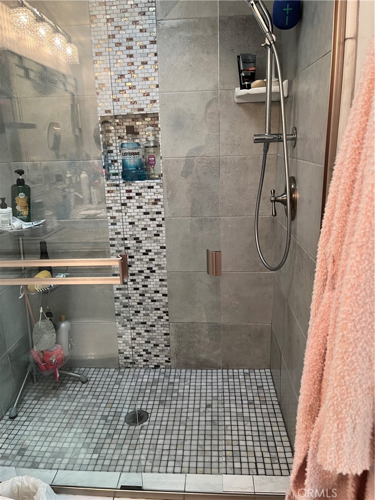 MLS #SR25269115 image #11