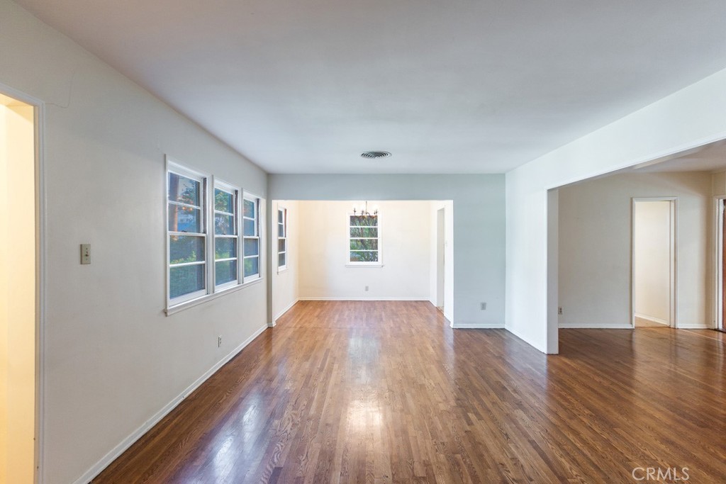 MLS #SR25269180 image #12