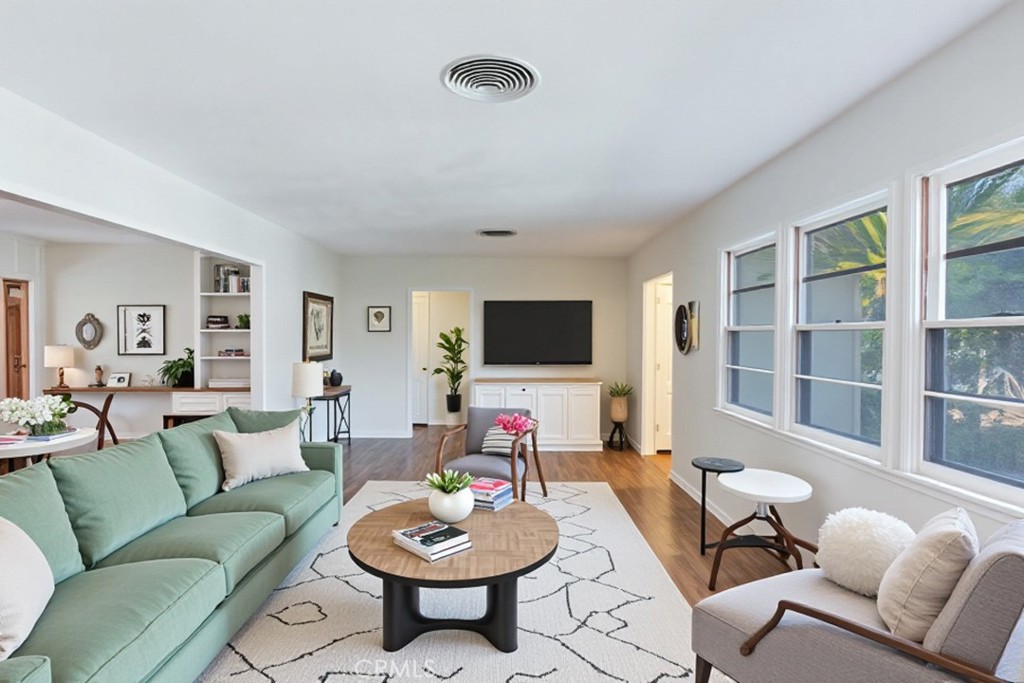 MLS #SR25269180 image #2