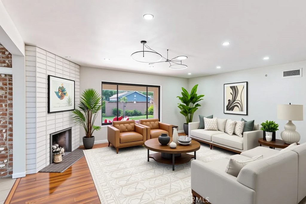 MLS #SR25269245 image #3