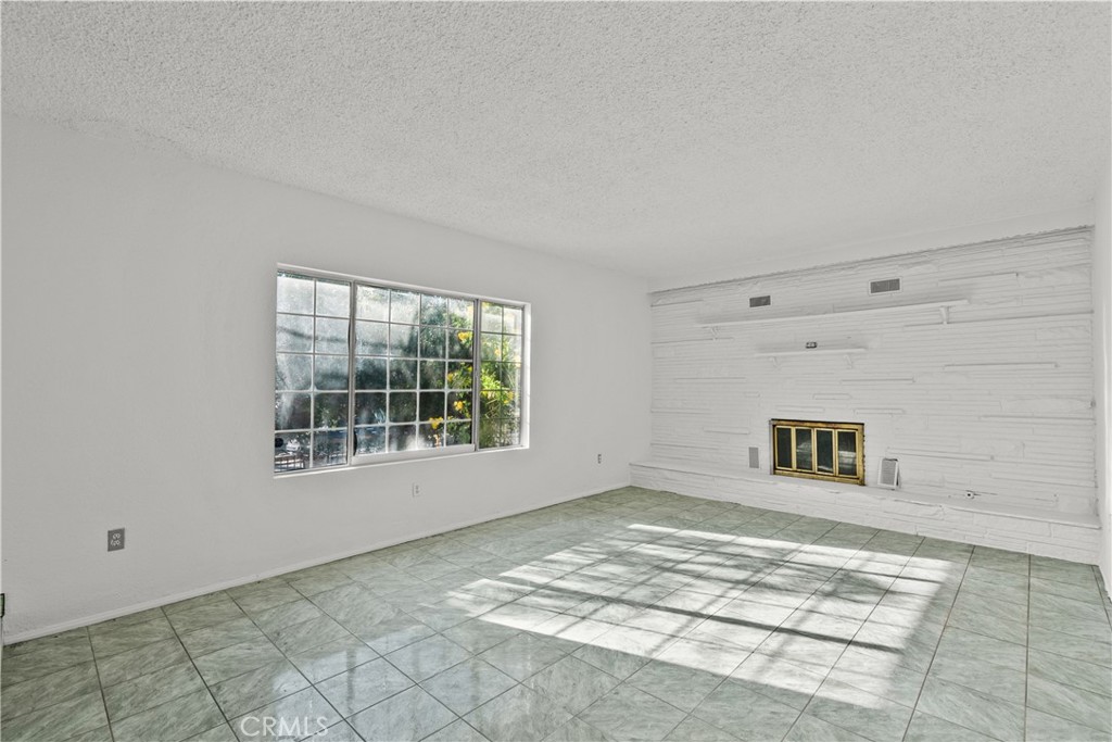 MLS #SR25269323 image #10