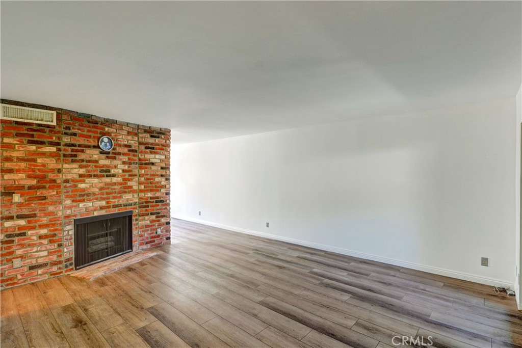 MLS #SR25269343 image #1