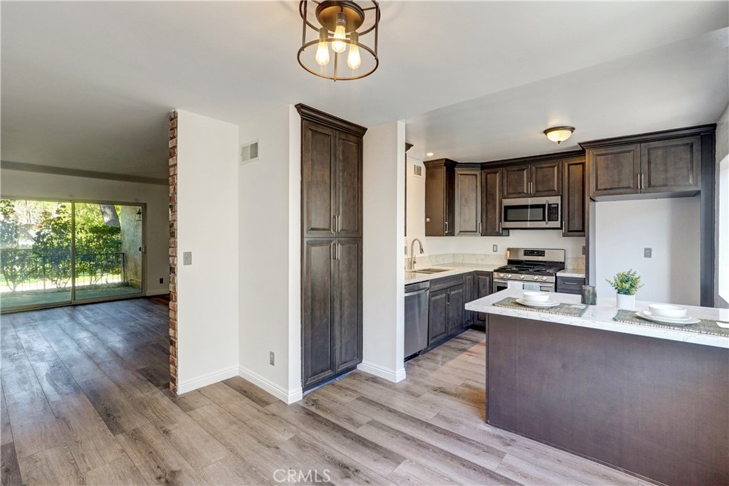 MLS #SR25269343 image #6