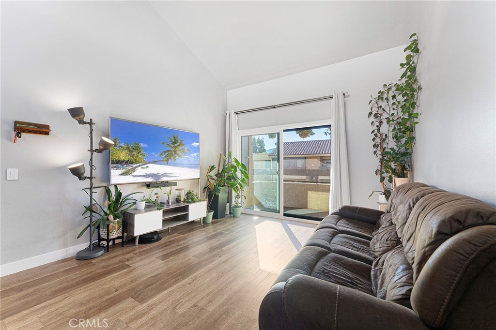 MLS #SR25269410 image #5