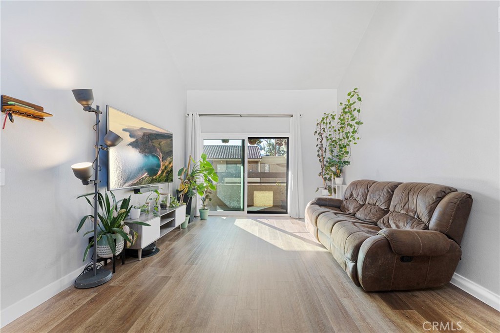 MLS #SR25269410 image #6