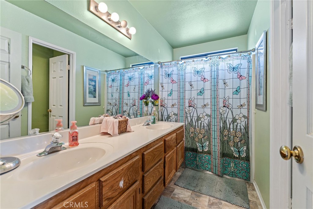 MLS #SR25269419 image #17