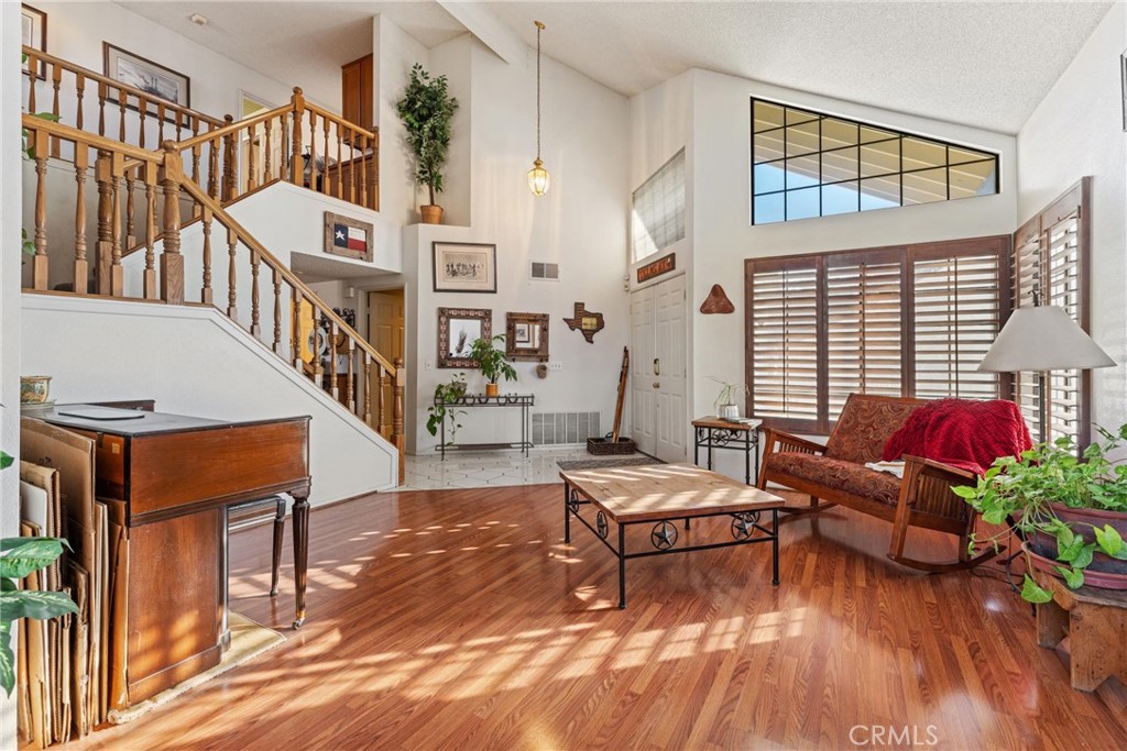 MLS #SR25269419 image #5