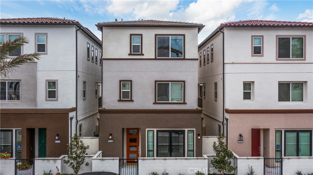 MLS #SR25269432 image #1