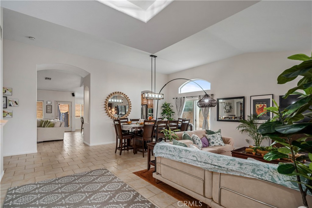 MLS #SR25269503 image #6