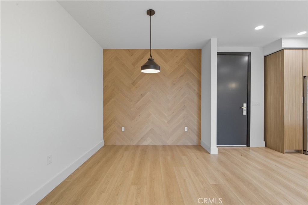 MLS #SR25269571 image #2