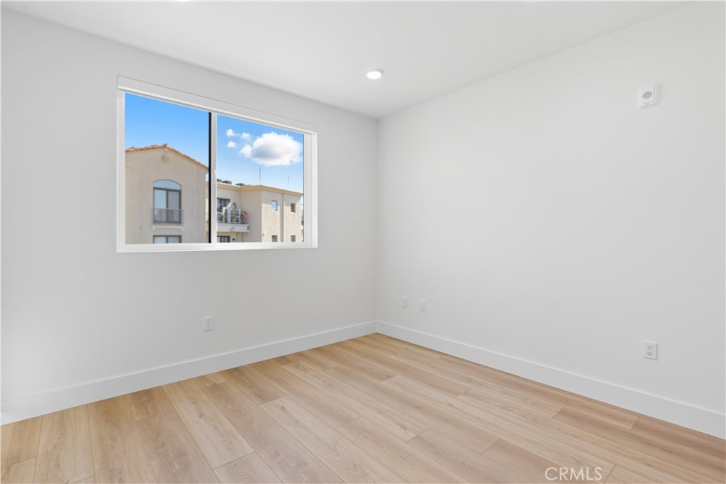 MLS #SR25269578 image #10