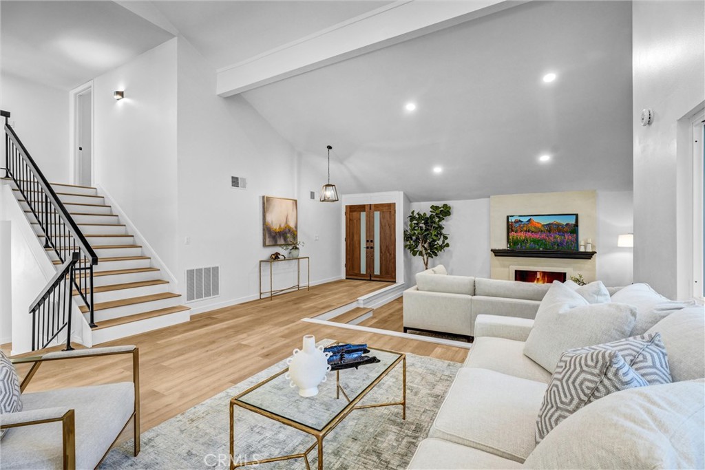 MLS #SR25269589 image #6