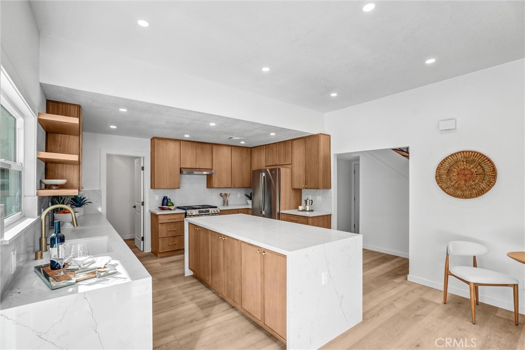 MLS #SR25269589 image #8