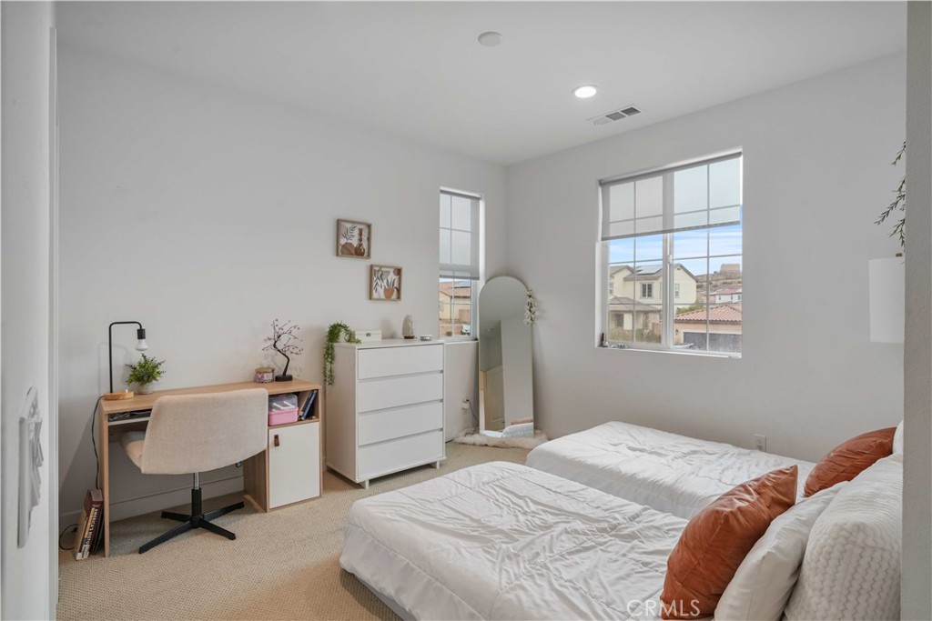 MLS #SR25269596 image #21