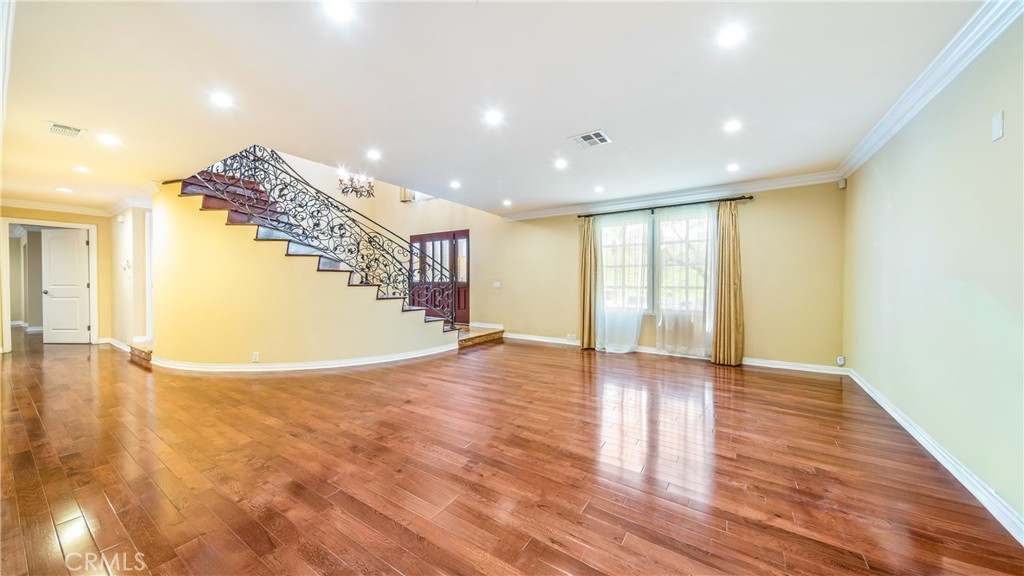 MLS #SR25269606 image #4