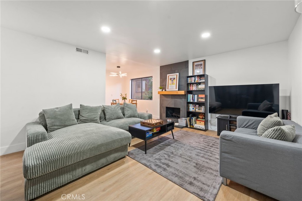 MLS #SR25269658 image #7