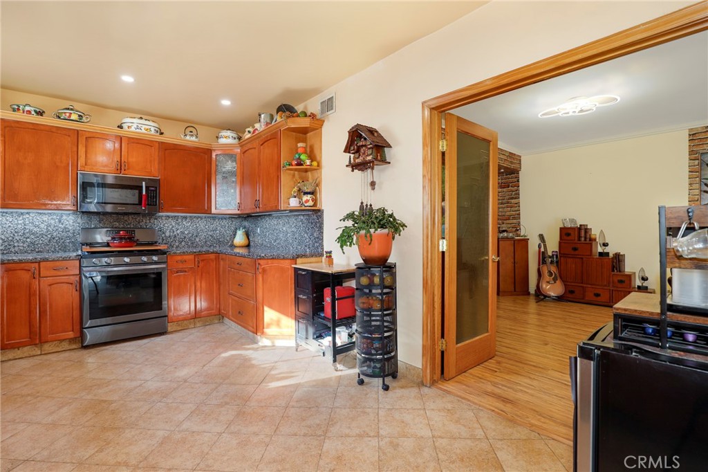 MLS #SR25269772 image #12