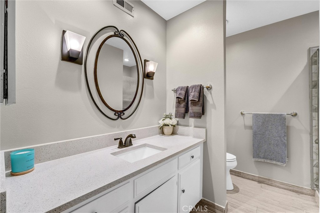 MLS #SR25247058 image #12