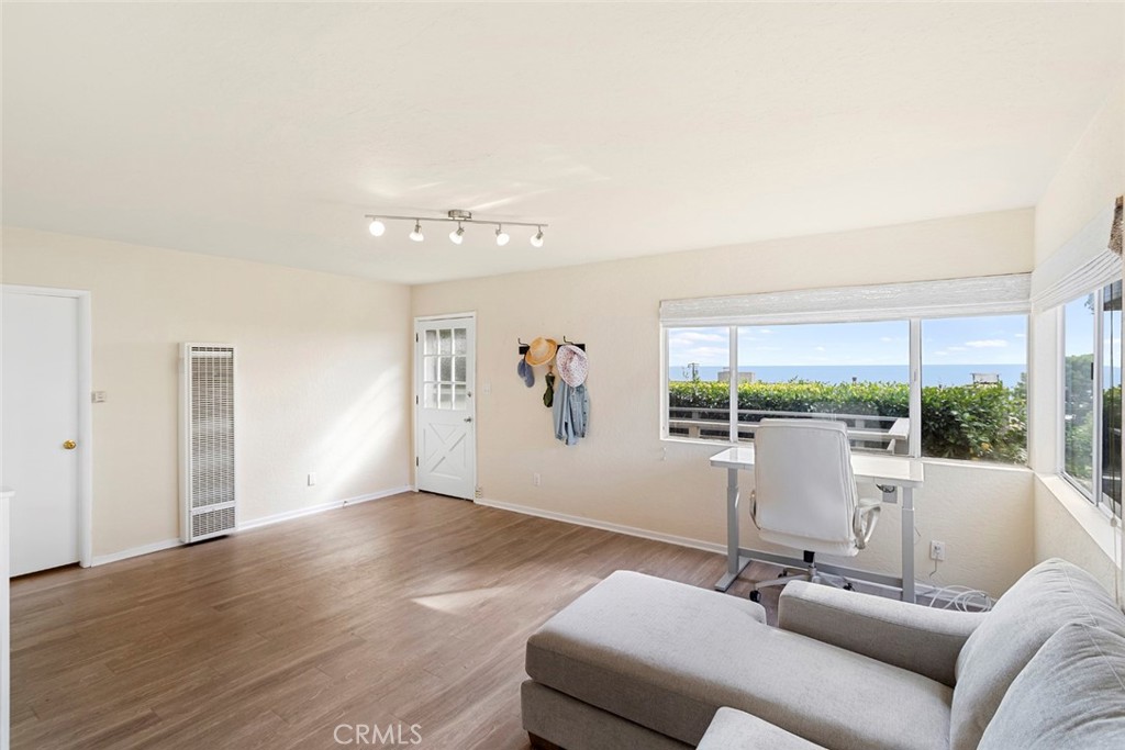 MLS #SR25269956 image #2