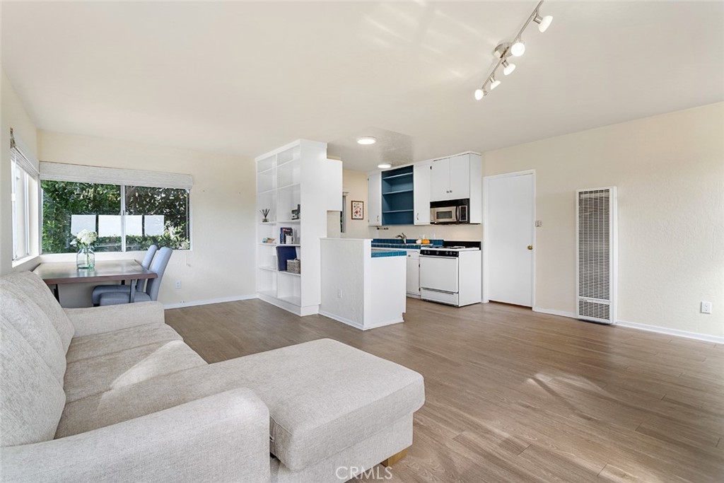 MLS #SR25269956 image #5