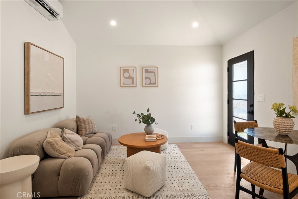 MLS #SR25269990 image #40