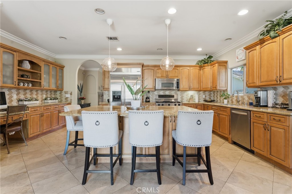 MLS #SR25270035 image #7