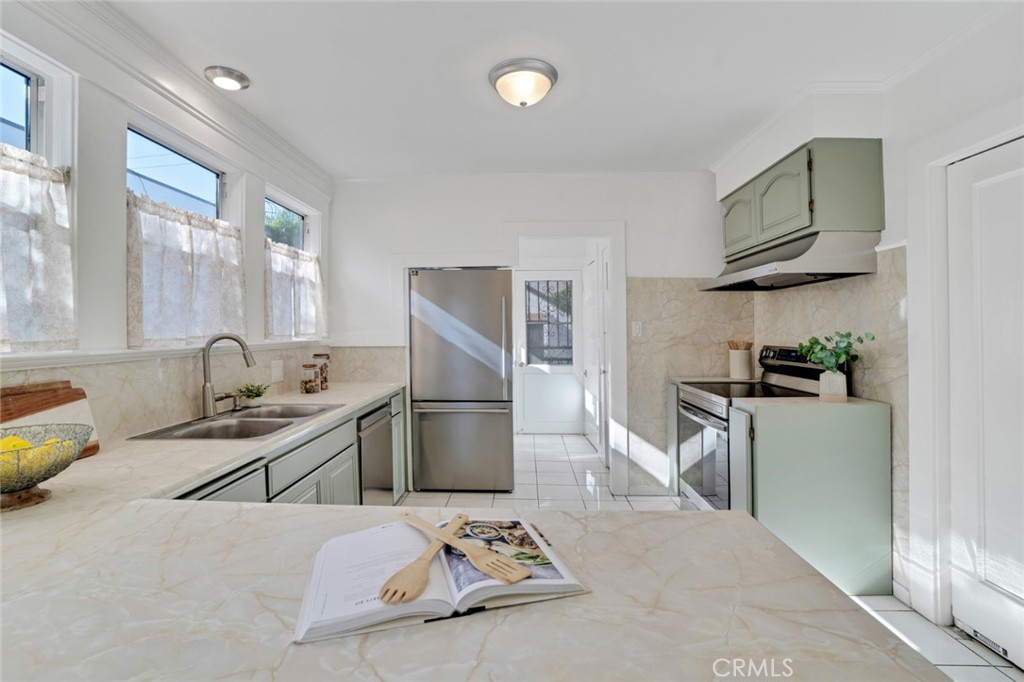 MLS #SR25270048 image #16