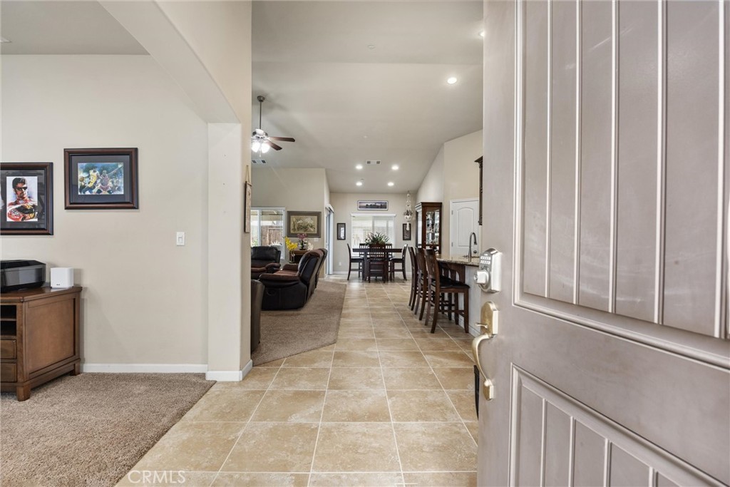 MLS #SR25270063 image #1