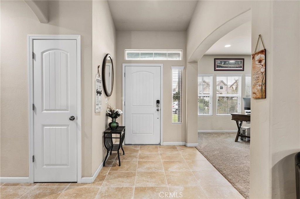 MLS #SR25270063 image #2