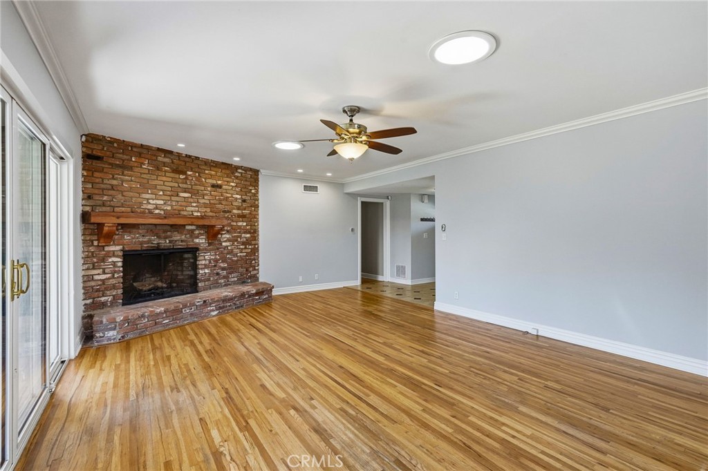 MLS #SR25270071 image #7