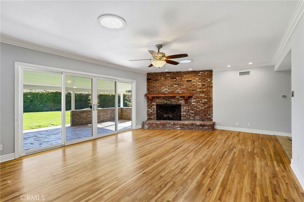 MLS #SR25270071 image #9