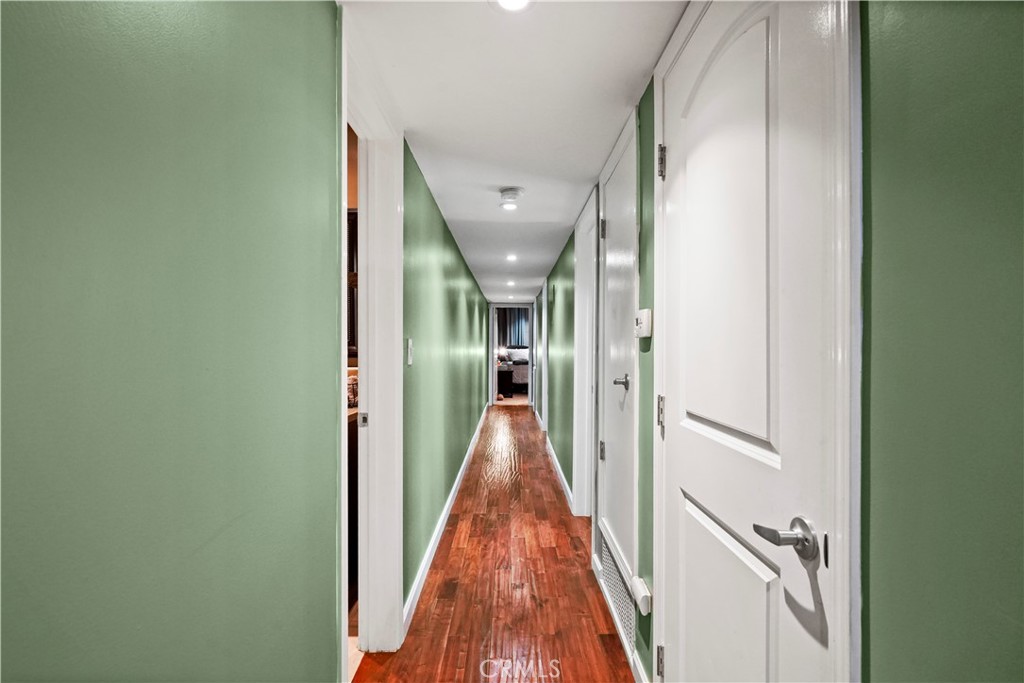 MLS #SR25270092 image #12