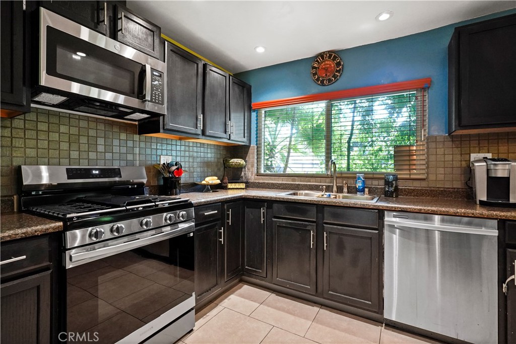 MLS #SR25270092 image #6