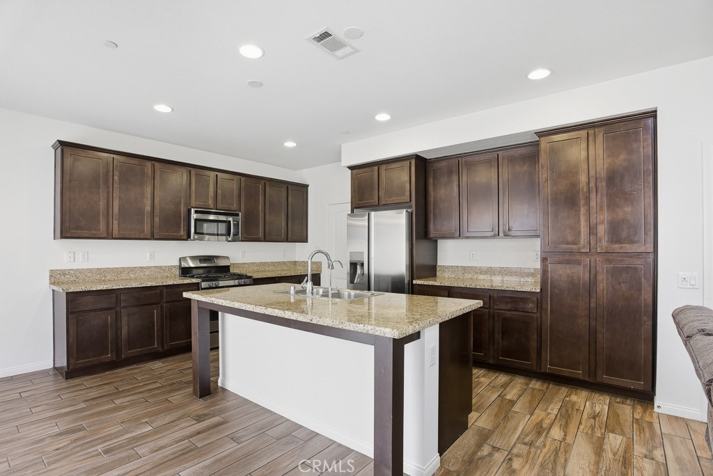 MLS #SR25270102 image #2