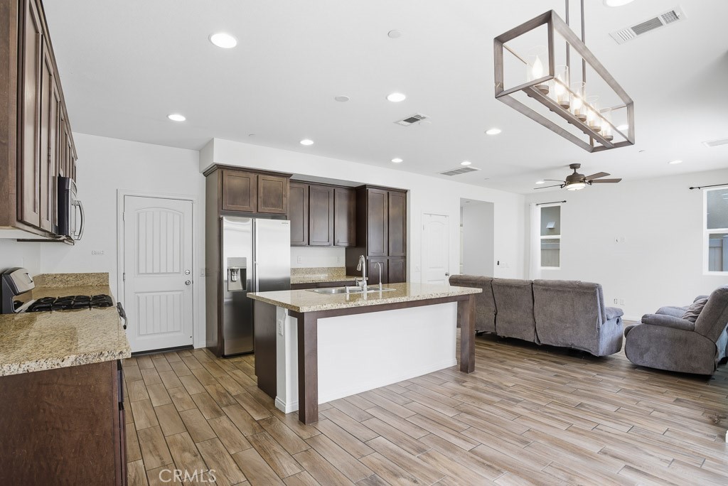 MLS #SR25270102 image #3