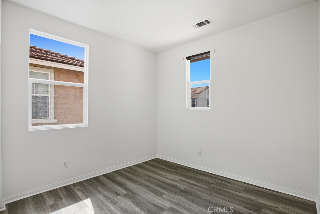 MLS #SR25270102 image #8