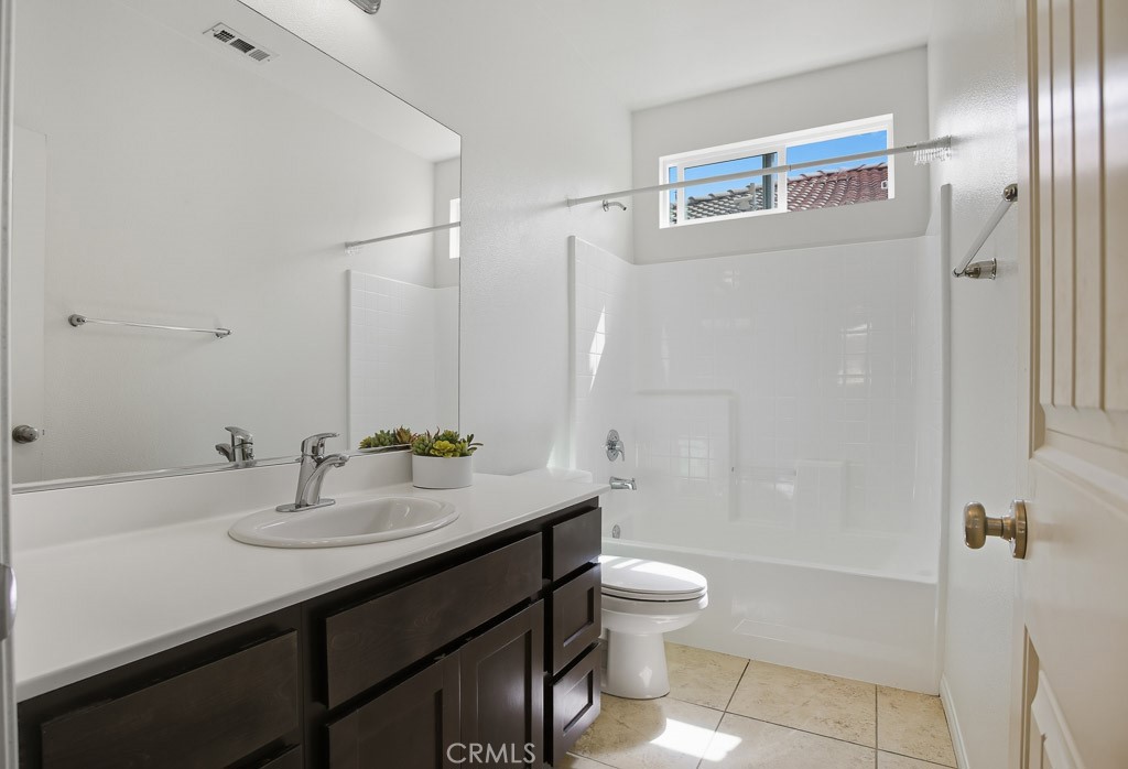 MLS #SR25270102 image #9