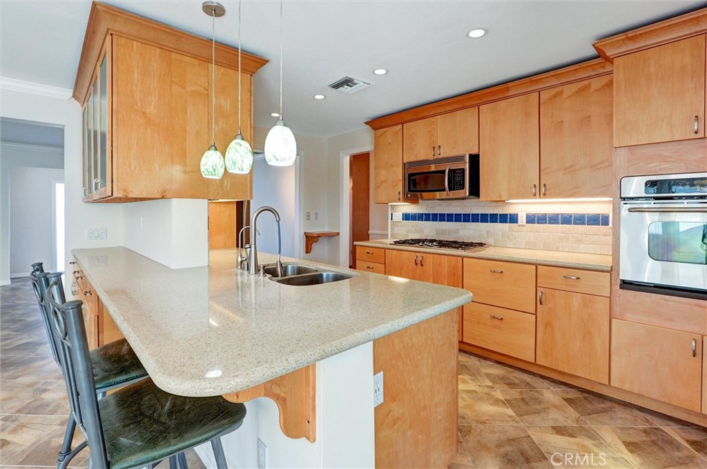 MLS #SR25270110 image #11