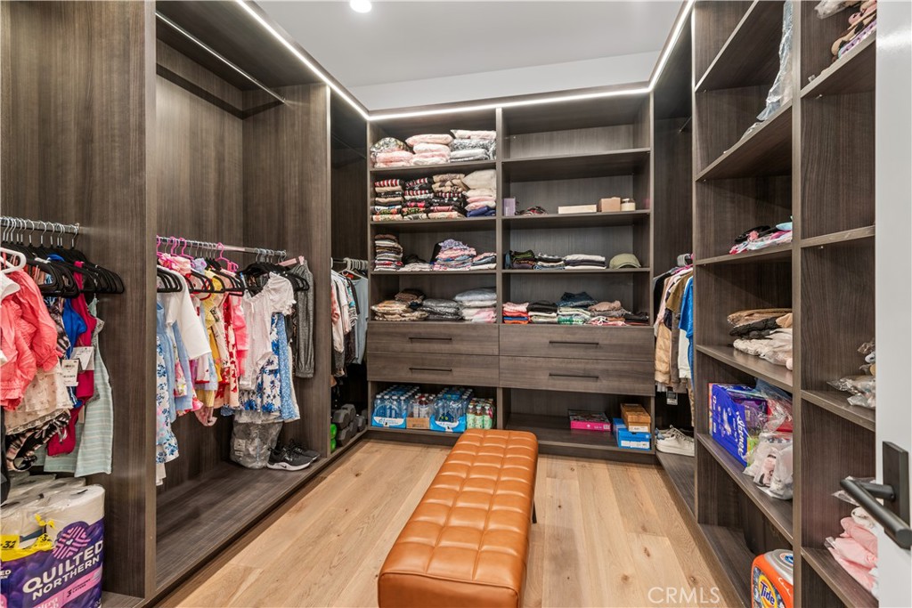 MLS #SR25270112 image #16