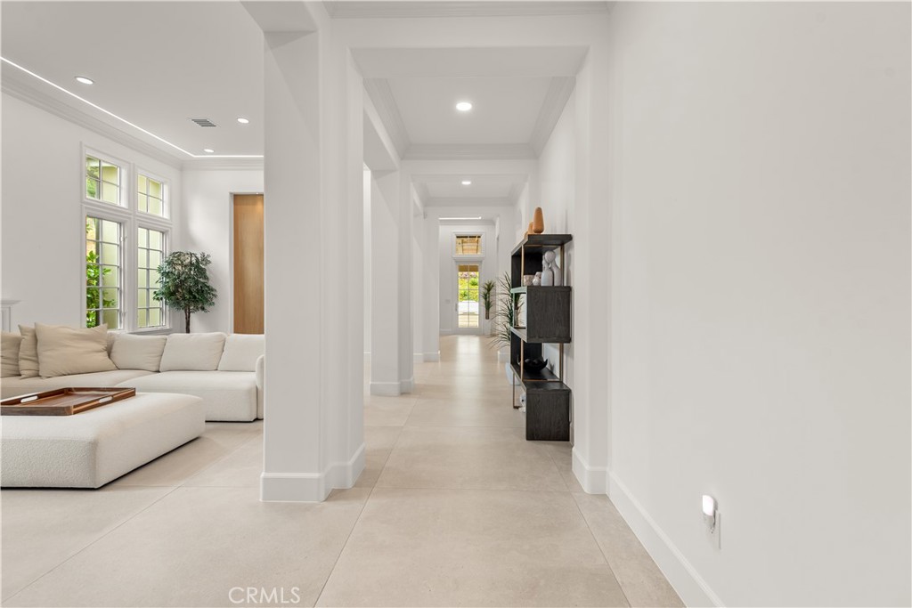 MLS #SR25270112 image #2