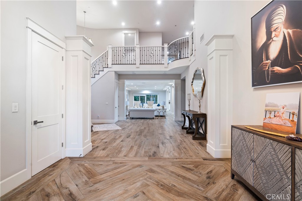 MLS #SR25270119 image #1