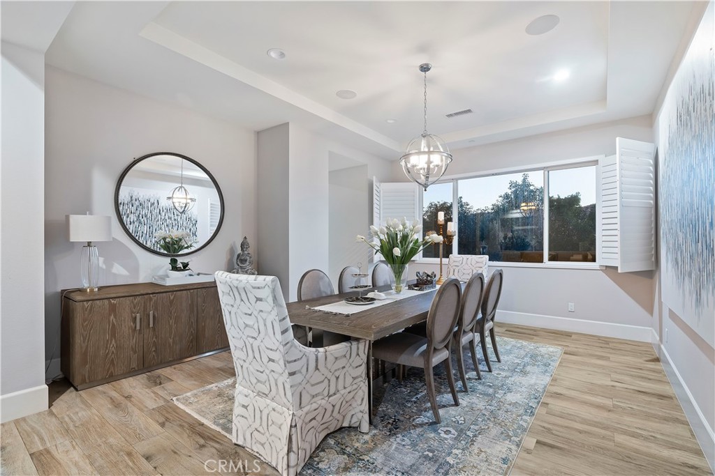 MLS #SR25270119 image #12