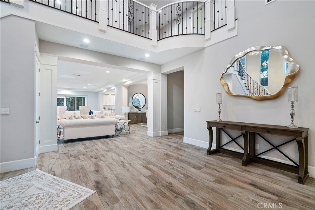 MLS #SR25270119 image #2