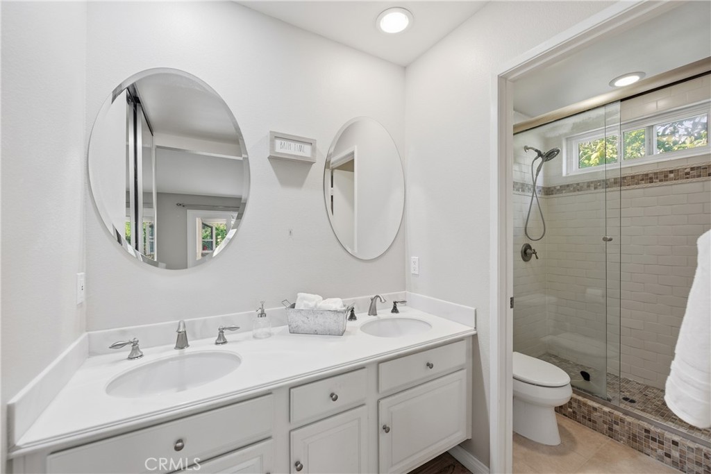 MLS #SR25270122 image #11