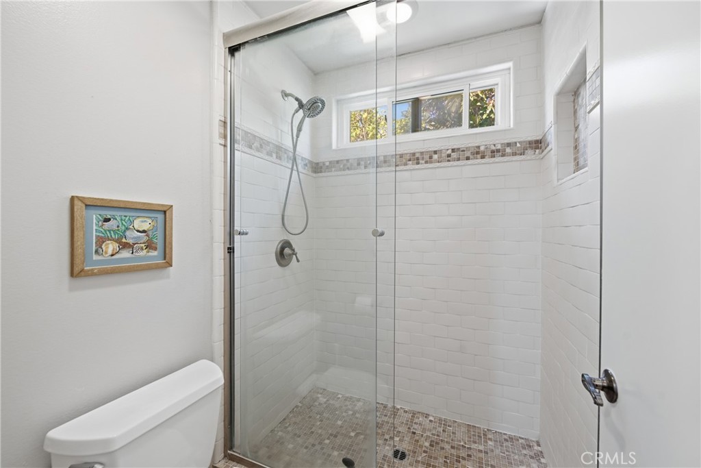 MLS #SR25270122 image #12