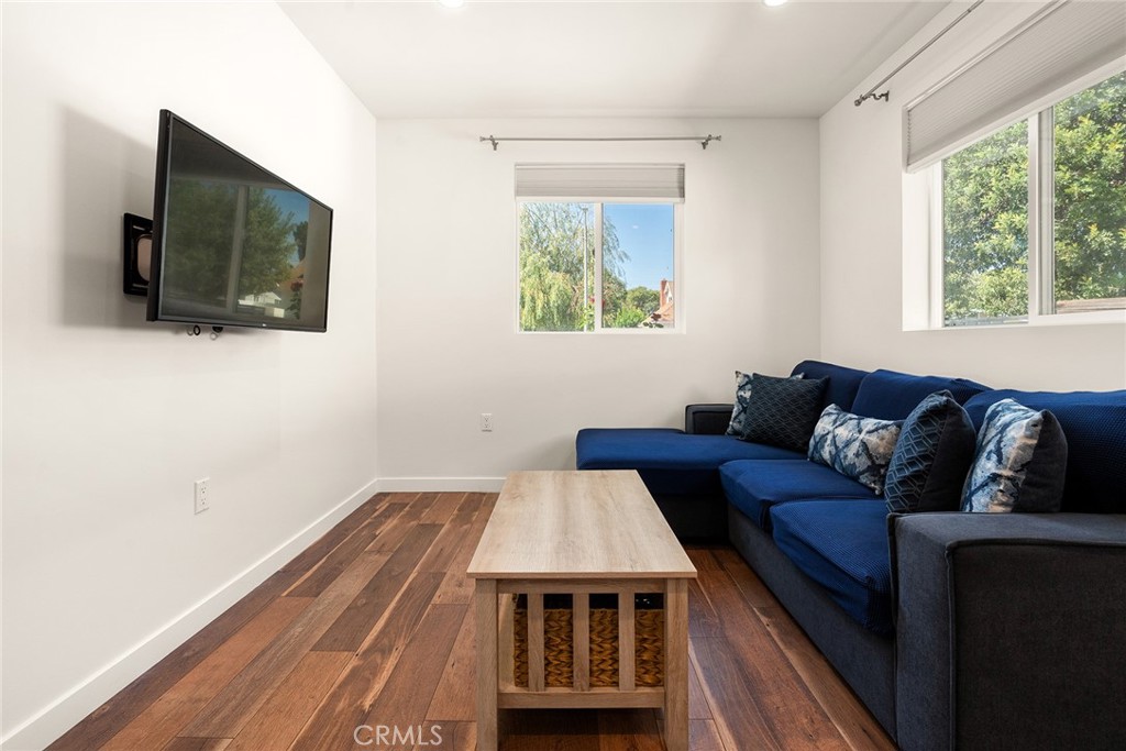 MLS #SR25270138 image #6