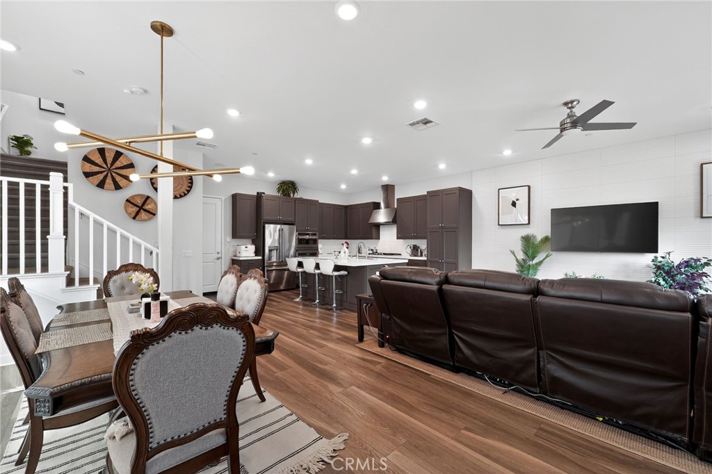 MLS #SR25270163 image #2